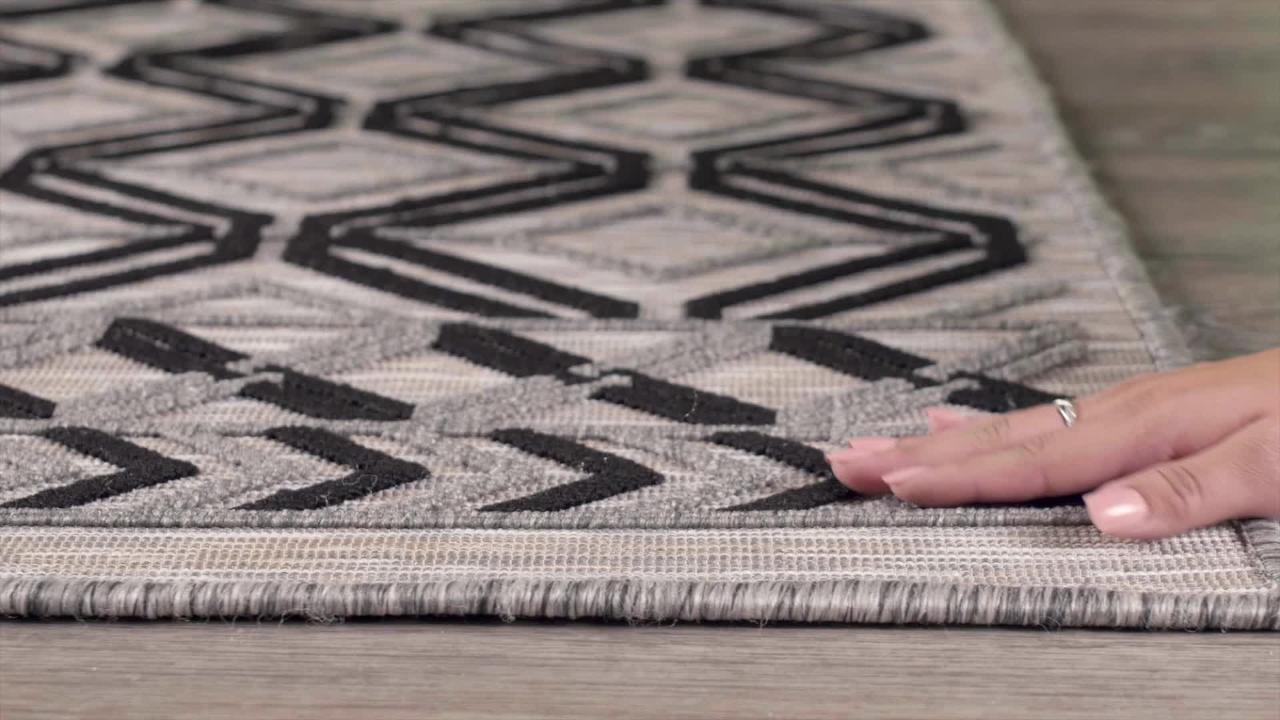 8? X 10? Black/Cream/Tan Indoor Outdoor Area Rug