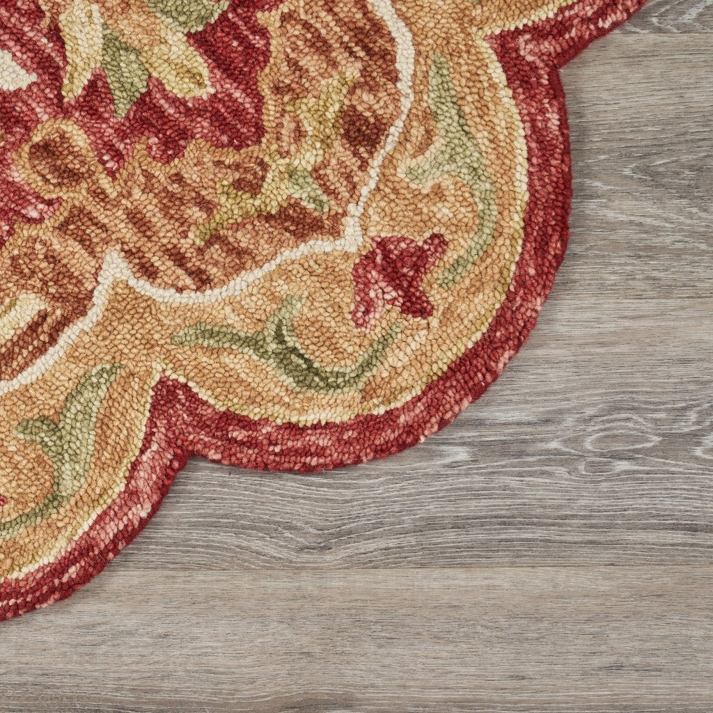4’ Round Rustic Red Scalloped Edge Area Rug