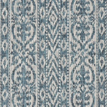 8' X 8' Blue / Green Indoor Outdoor Area Rug