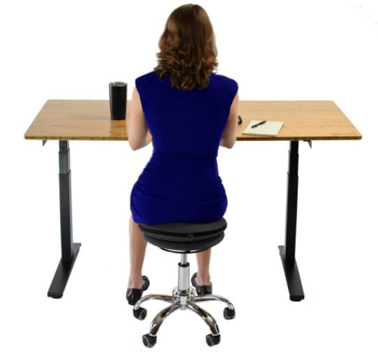 黑色和鍍鉻主動坐式滾動平衡桌椅