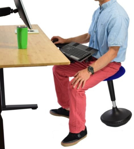 藍色高轉主動平衡椅