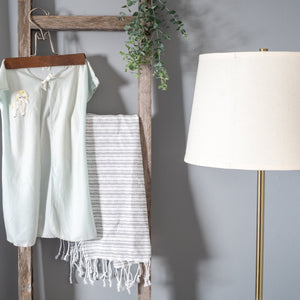 Rustic Weathered Grey Wood Ladder Shelf 4 Step