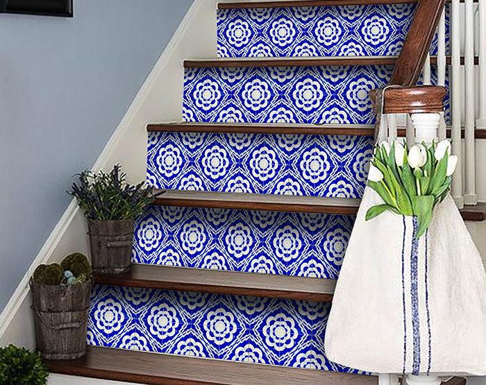 4" X 4" Blue And White Gerbera Peel And Stick Removable Tiles