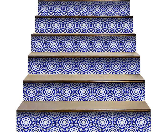 7" X 7" Blue And White Gerbera Peel And Stick Removable Tiles