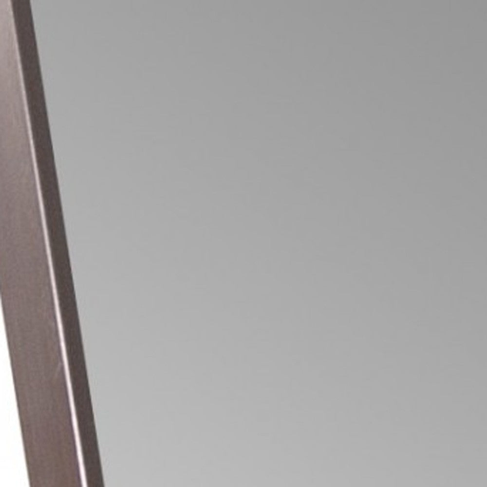 Elegante espejo de pie rectangular de longitud completa de latón cepillado