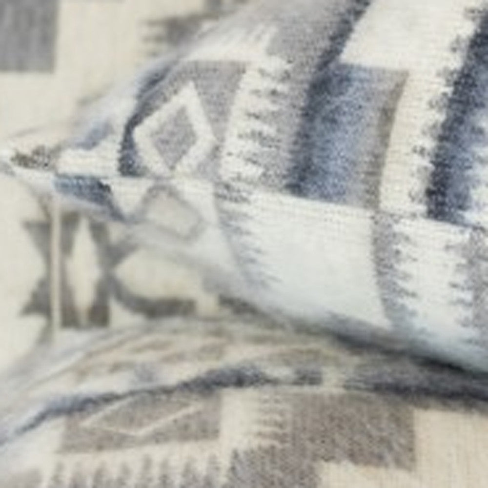 超柔軟淺灰色西南手工腰枕套