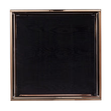 Mesa auxiliar cuadrada de hierro y copa de champán de 22