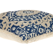 波西米亞花環米色和海軍藍色裝飾枕頭