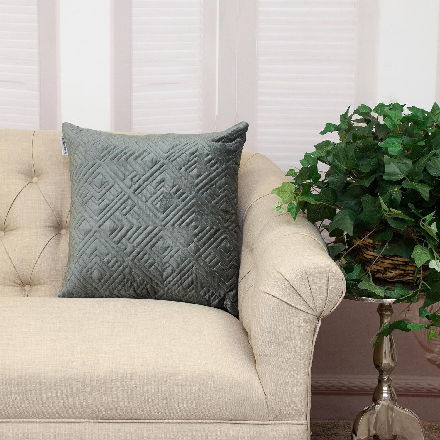 絎縫木炭裝飾抱枕