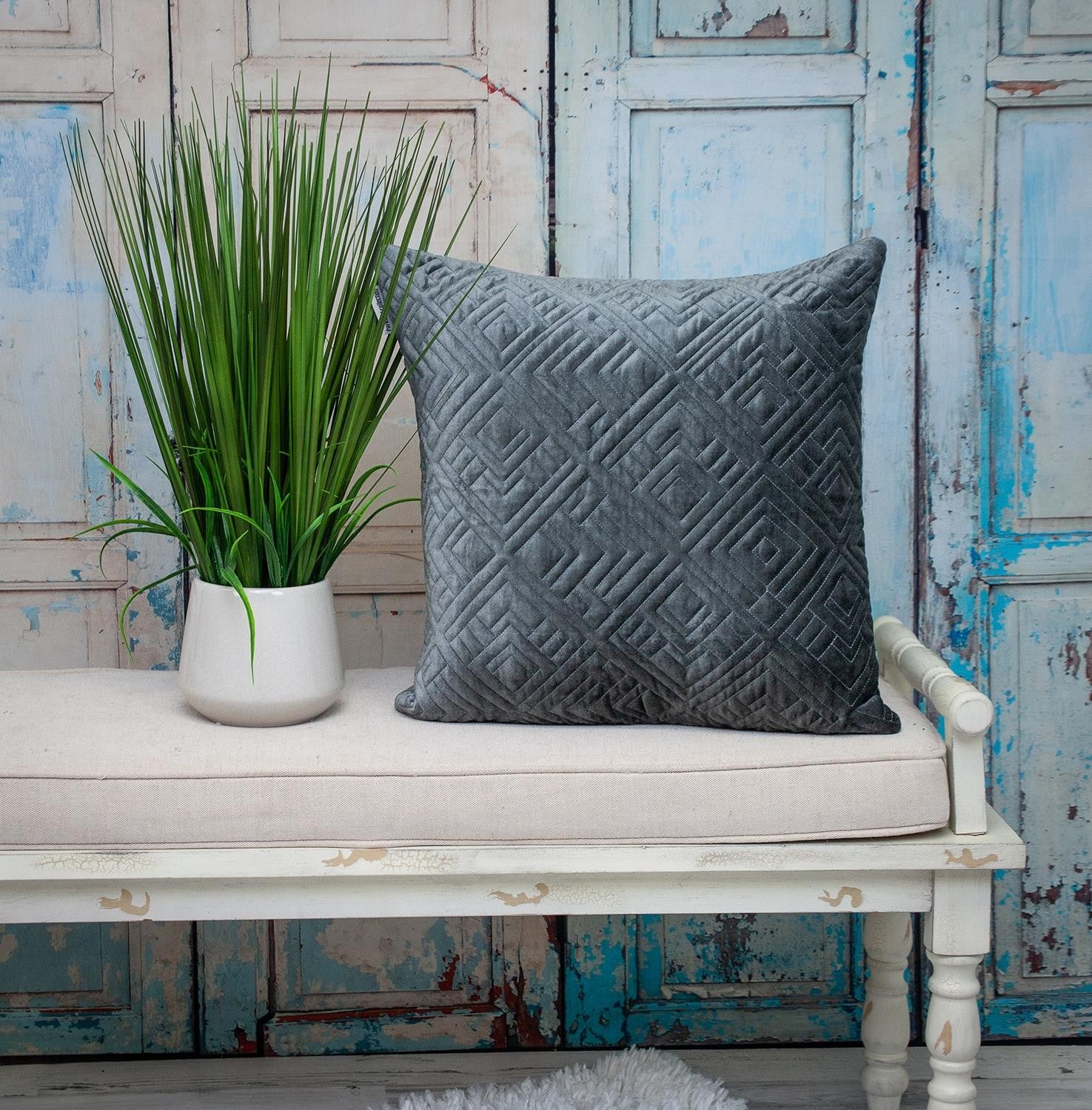 絎縫木炭裝飾抱枕