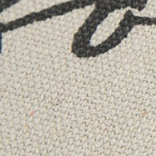 灰褐色至夜抱枕