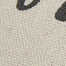 灰褐色至夜抱枕