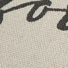 灰褐色至夜抱枕