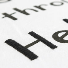 黑白 Own The Place 裝飾抱枕