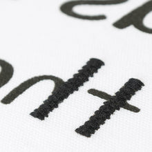 黑白 Own The Place 裝飾抱枕