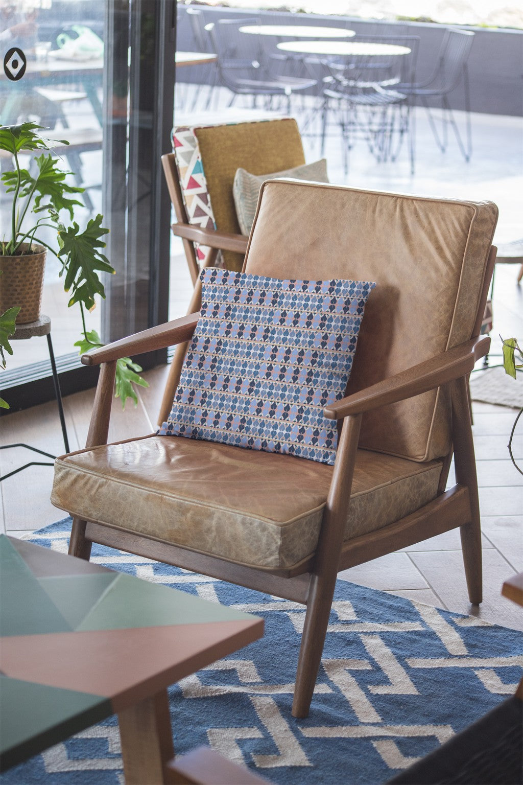 Cojín de gamuza con cremallera Blue Gray Spades de 18 "