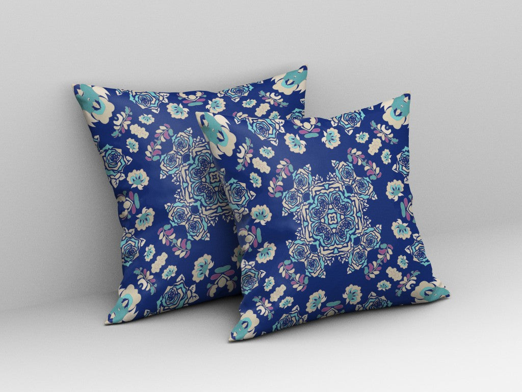 18” Blue Cream Wreath Indoor Outdoor Zippered Throw Pillow