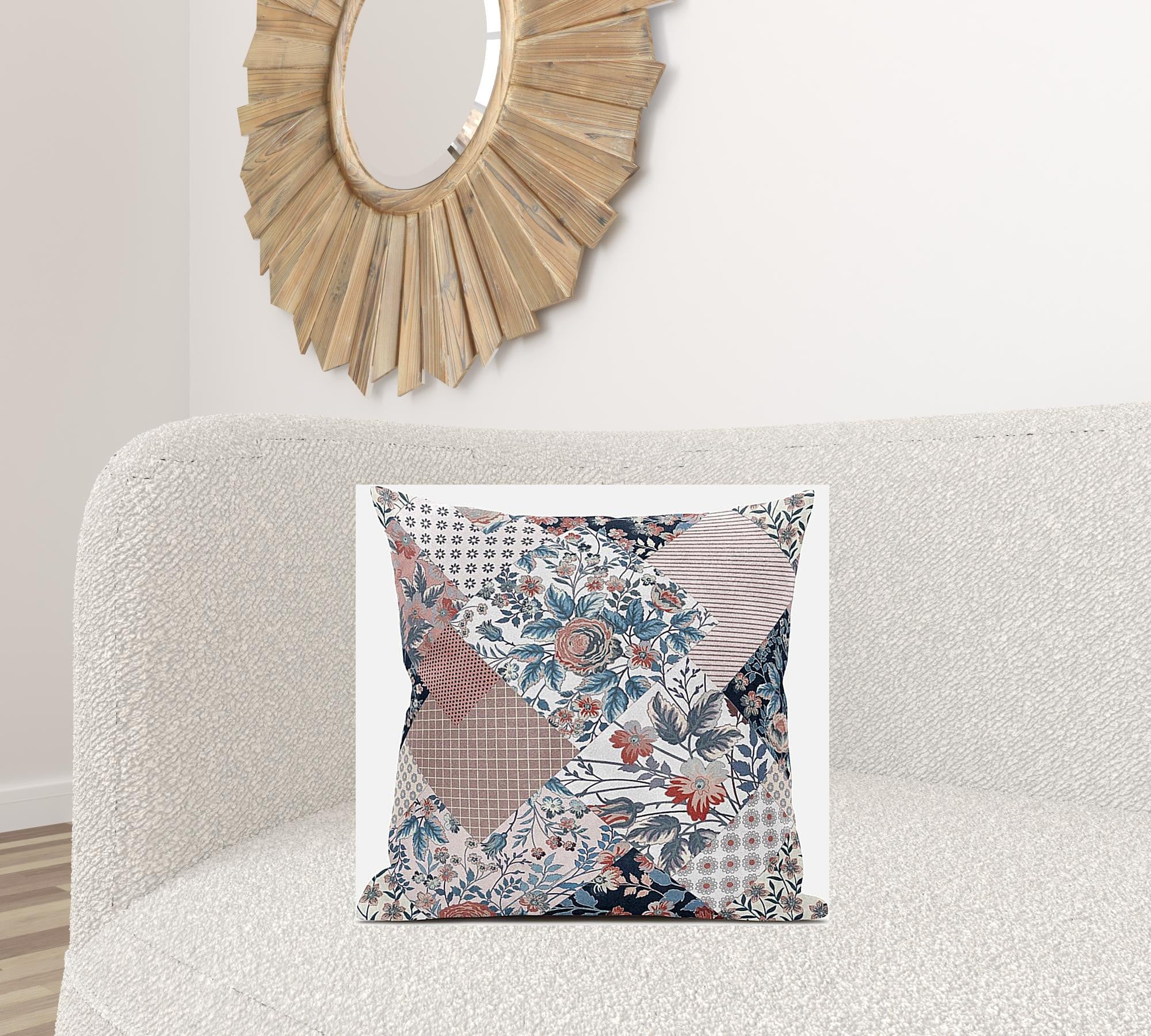 18 英寸白色粉色花卉絨面革抱枕