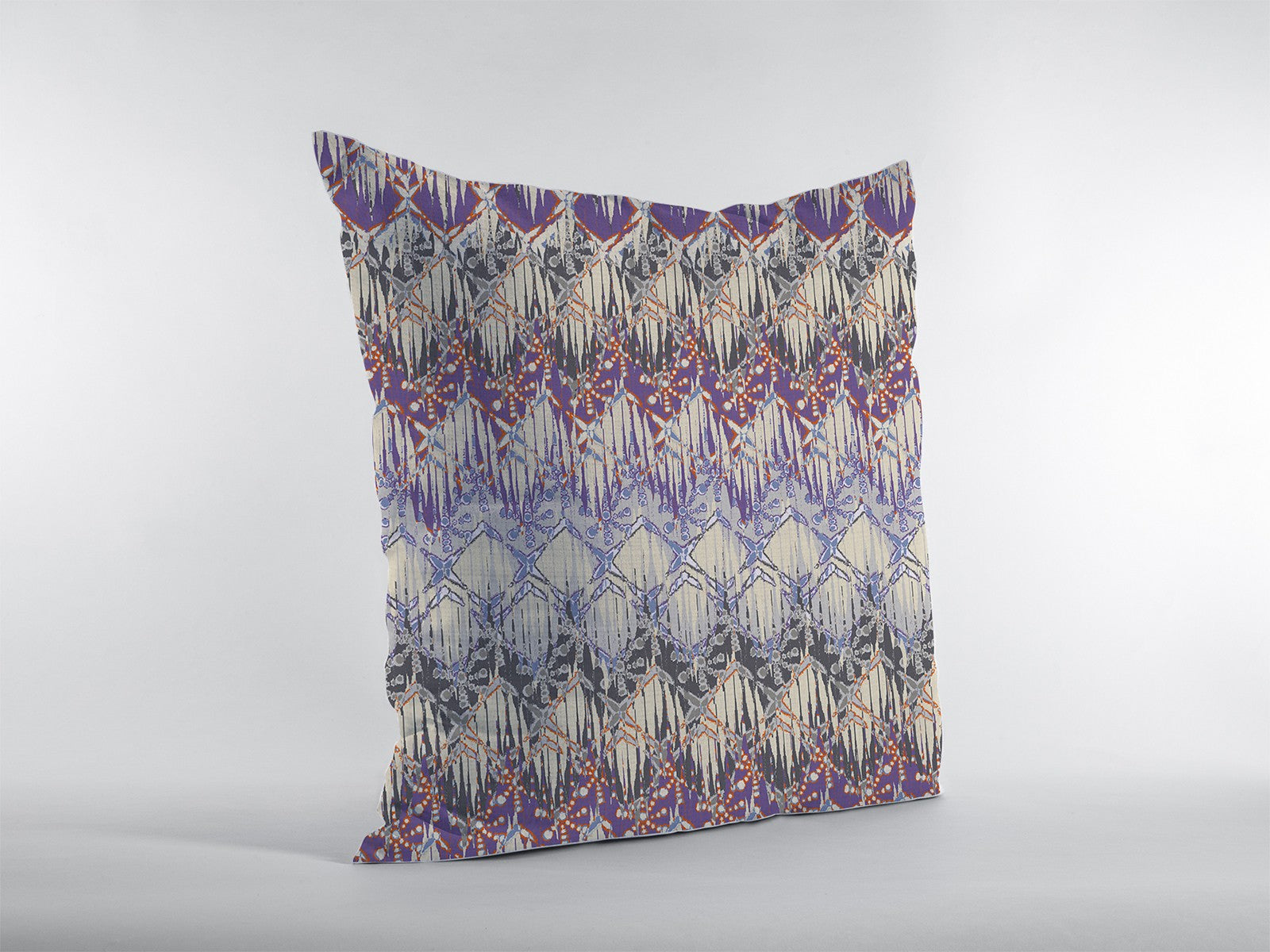 Cojín decorativo de gamuza con escotilla color crema magenta de 16"