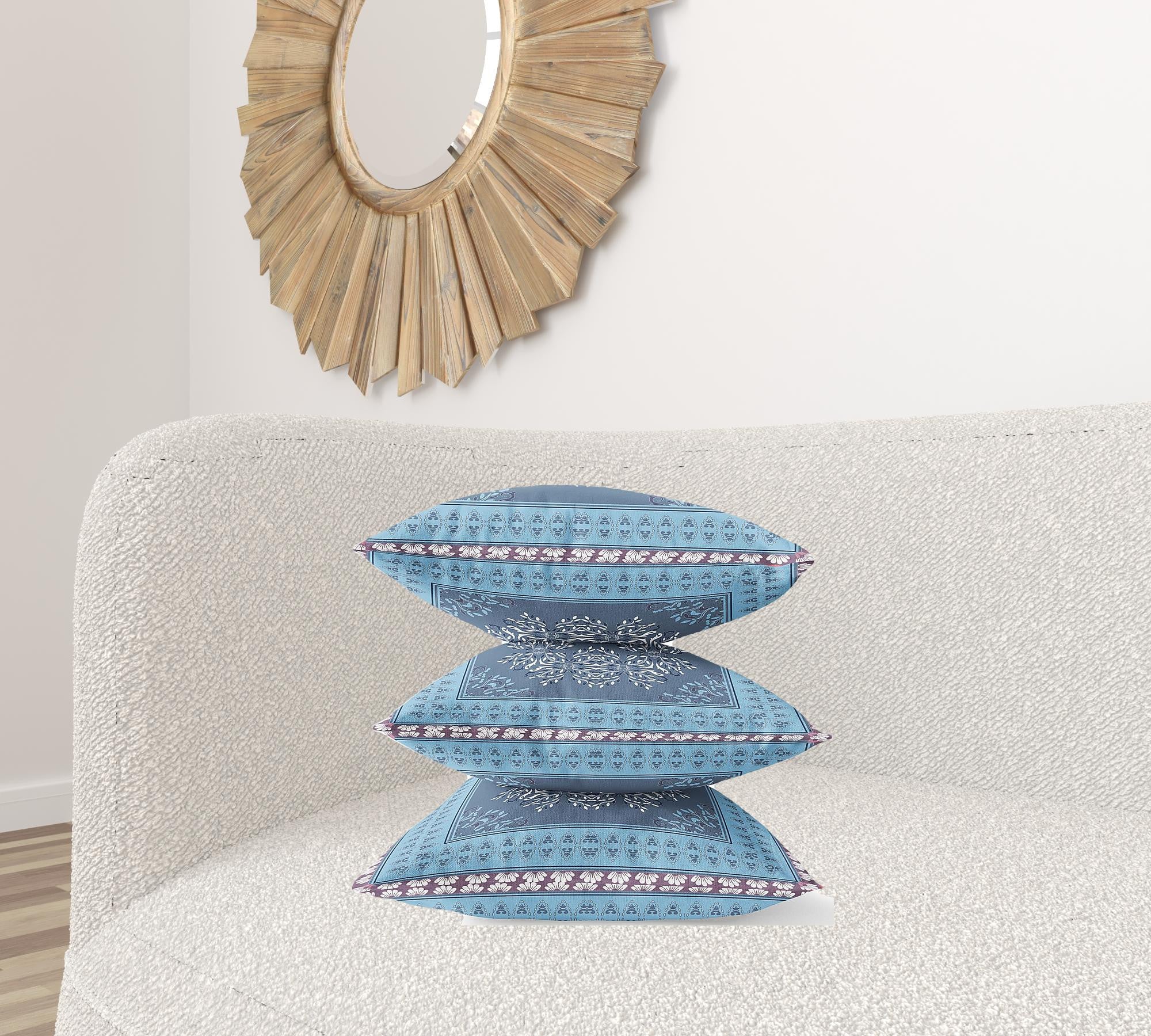 Cojín de gamuza con costura soplada geométrica gris azul claro de 18 "X 18"