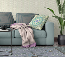 Cojín de gamuza con cremallera geométrica beige y verde de 20 