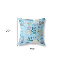 18 英寸 X 18 英寸天藍色和白色佩斯利吹邊接縫絨面革抱枕