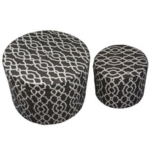 Reposapiés otomano geométrico redondo de mezcla de poliéster blanco y negro de 23