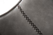 兩件套 43 英寸灰色人造皮革和黑色吧台高吧椅帶腳凳