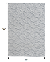 8’ x 11’ Gray Diamond Lattice Modern Area Rug