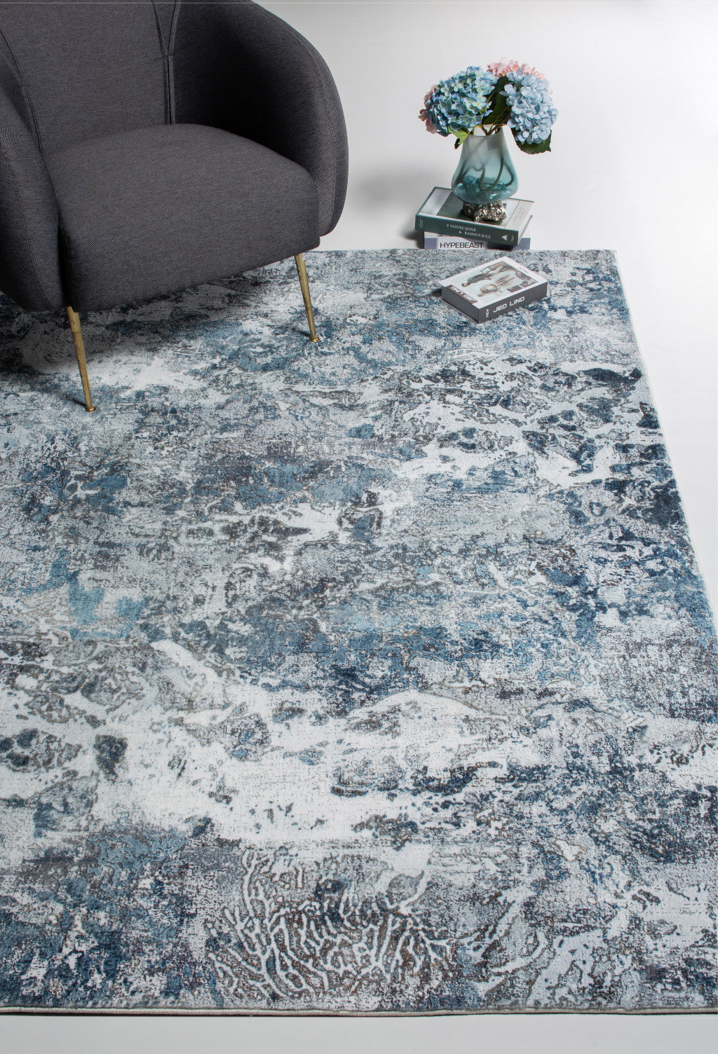 8’ x 10’ Gray Blue Abstract Galaxy Area Rug
