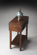 Mesa auxiliar rectangular de madera maciza marrón oscuro de 28