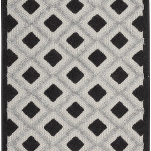 3' X 4' Black And White Gingham Non Skid Indoor Outdoor Area Rug