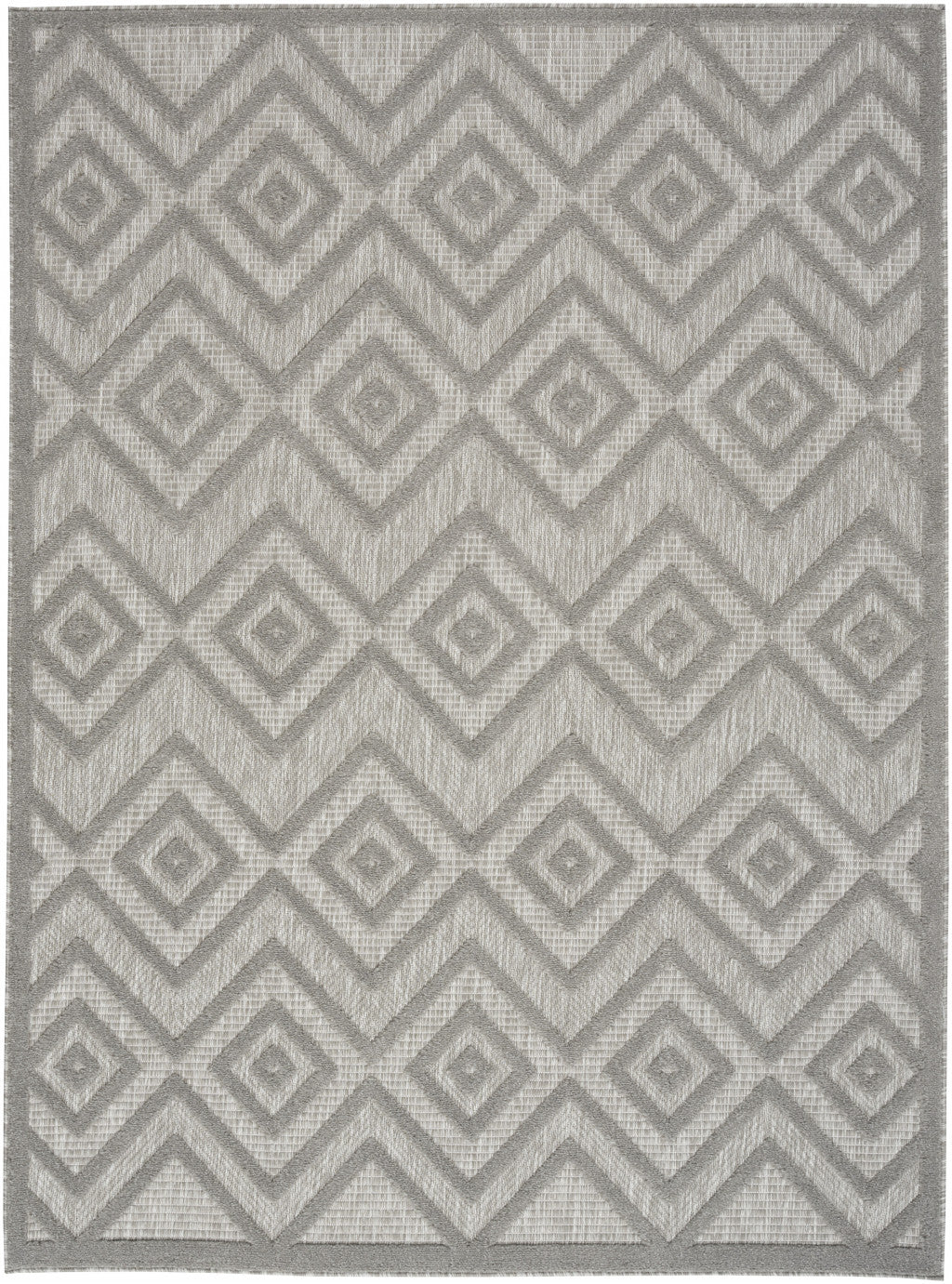 6' X 9' Silver Grey Argyle Indoor Outdoor Area Rug
