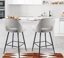 兩件套 38 英寸灰色天鵝絨和黑色開背酒吧高椅子