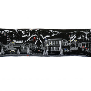 Cojín decorativo lumbar Black Aspen Nighttime Skyline de 45"