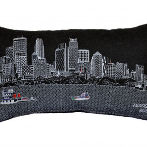 Cojín decorativo lumbar de Minneapolis Nighttime Skyline negro de 24"