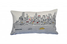Cojín decorativo lumbar blanco NYC Skyline de 24