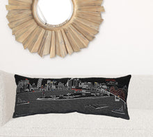 Cojín decorativo lumbar de 35 pulgadas con diseño de horizonte nocturno de Memphis, color negro