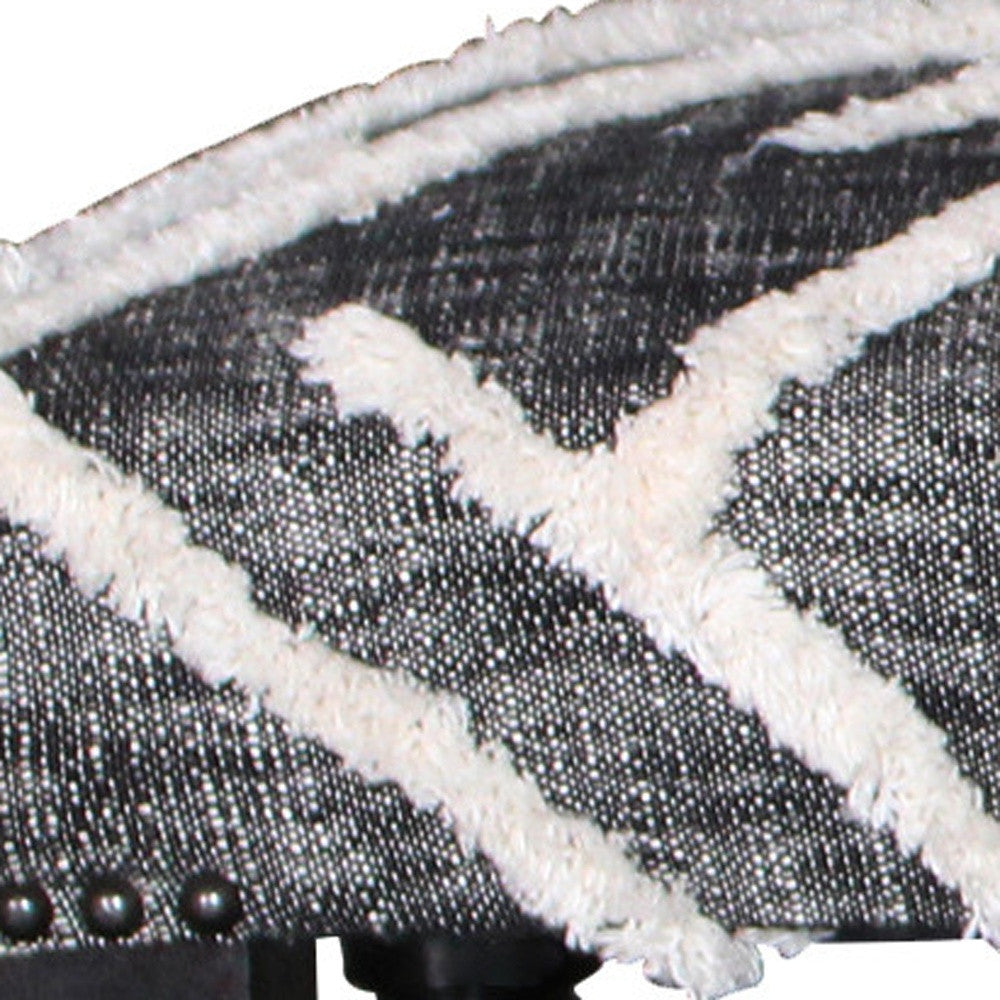 Gray And White Geometric Cotton Upholstered Distressed Bench 47"