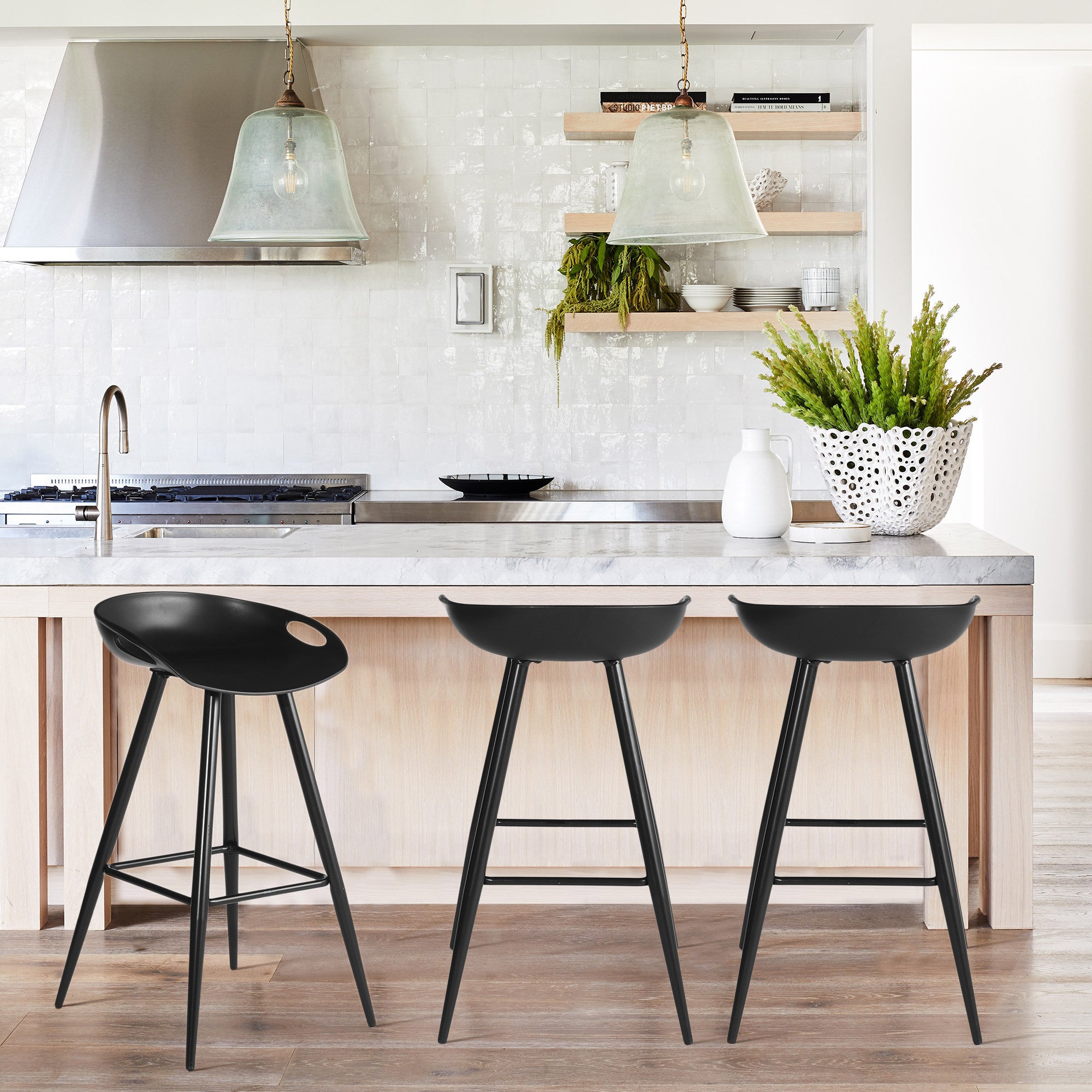 兩件套 32 英寸黑色低背吧台高吧椅帶腳踏板