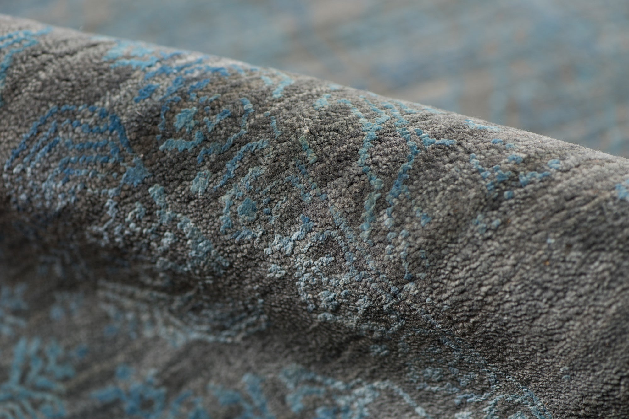 8' X 10' Dark Gray And Blue New Zealand Lambs Wool Damask Hand Knotted Area Rug With Fringe