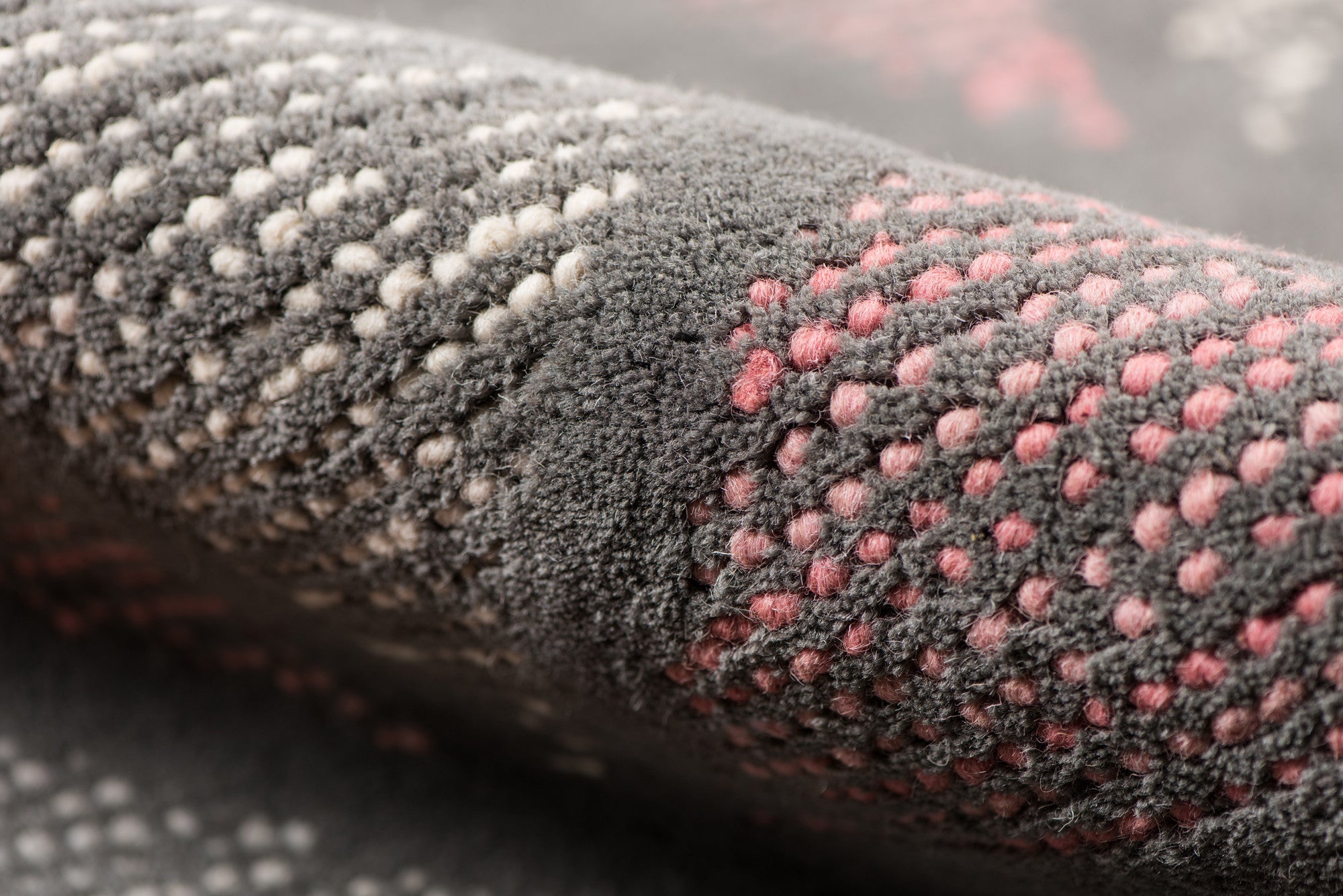 8' X 11' Pink And Gray New Zealand Lambs Wool Geometric Tufted Area Rug