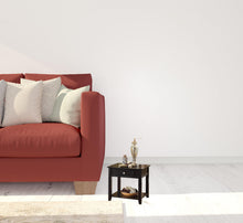 Mesa auxiliar cuadrada de madera fabricada en negro de 22