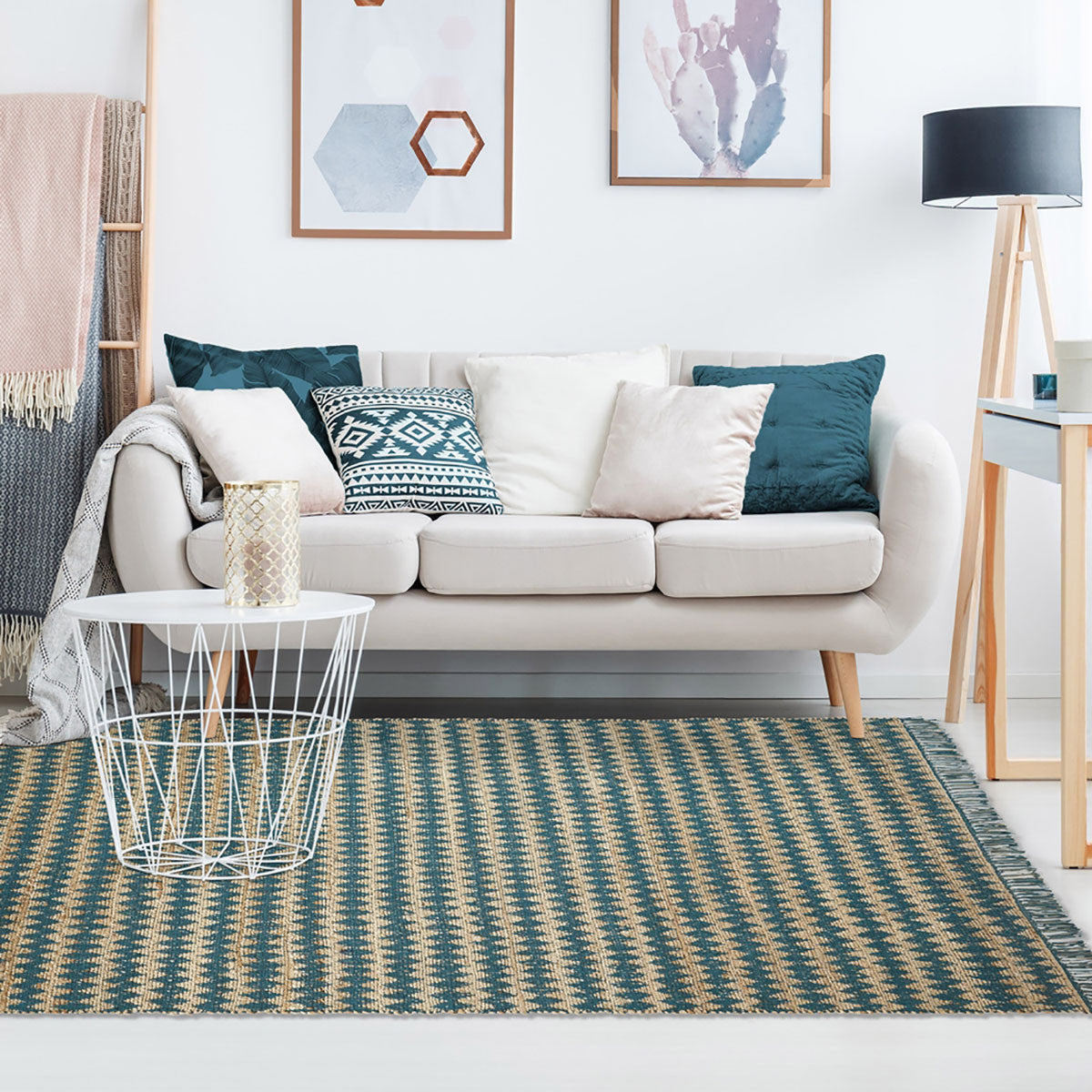 8' X 10' Teal Chevron Hand Woven Stain Resistant Area Rug With Fringe