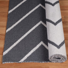 3' X 5' Grey Waves Stain Resistant Indoor Outdoor Area Rug