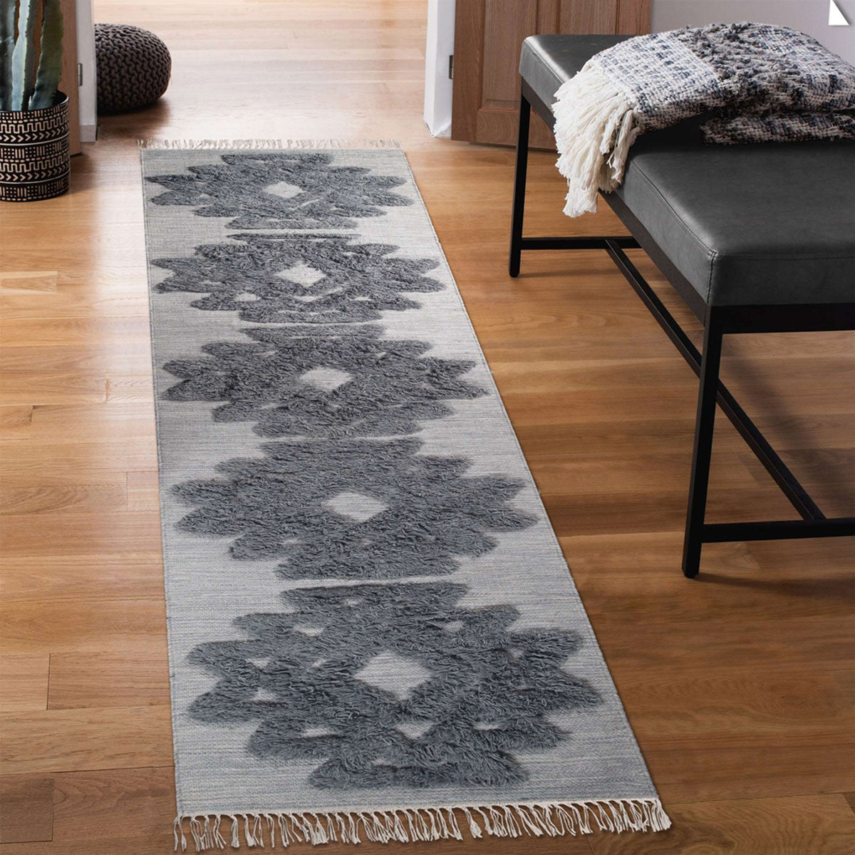 10' Silver And Grey Wool Geometric Flatweave Handmade Stain Resistant Runner Rug With Fringe