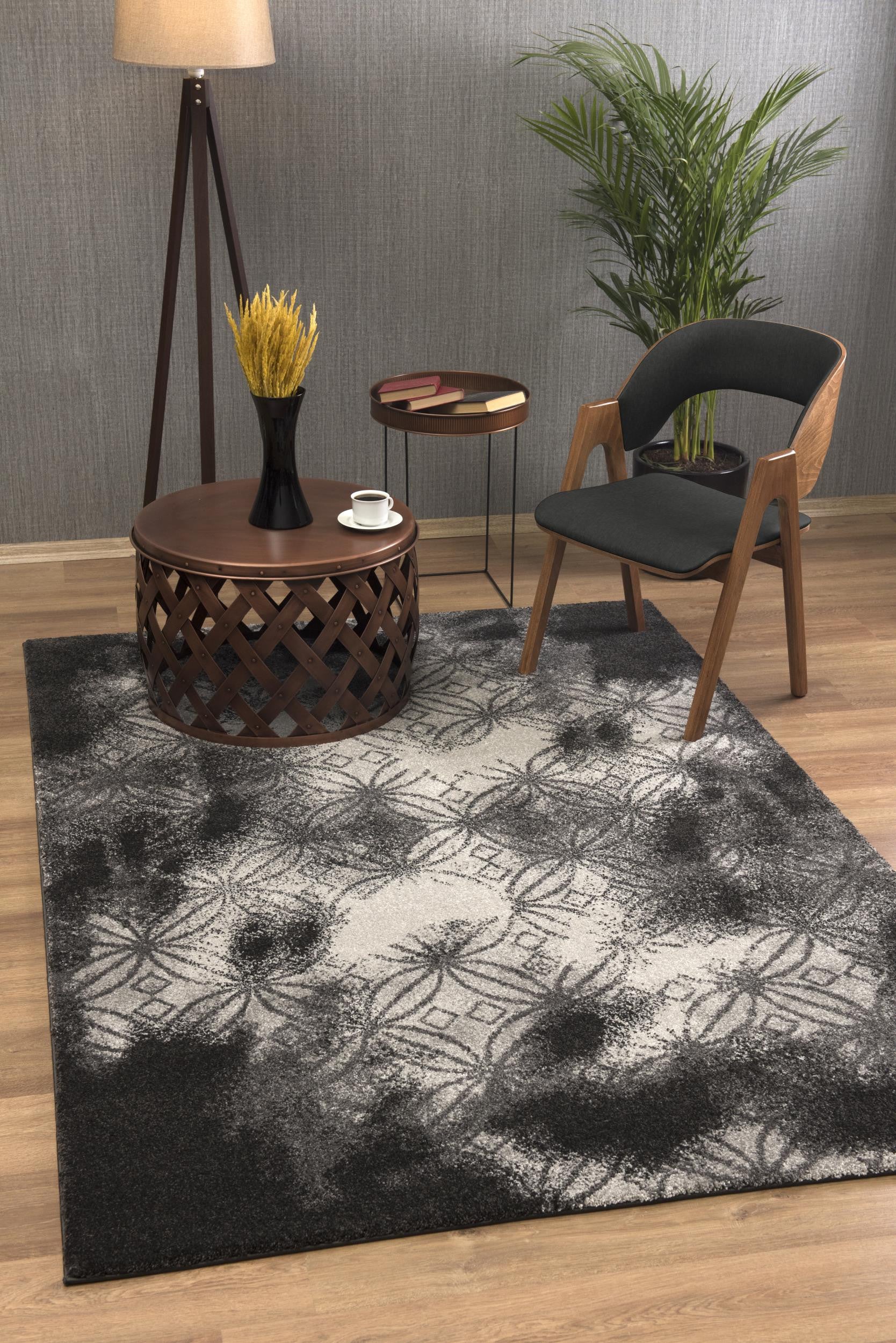 4' X 6' Black Abstract Power Loom Stain Resistant Area Rug