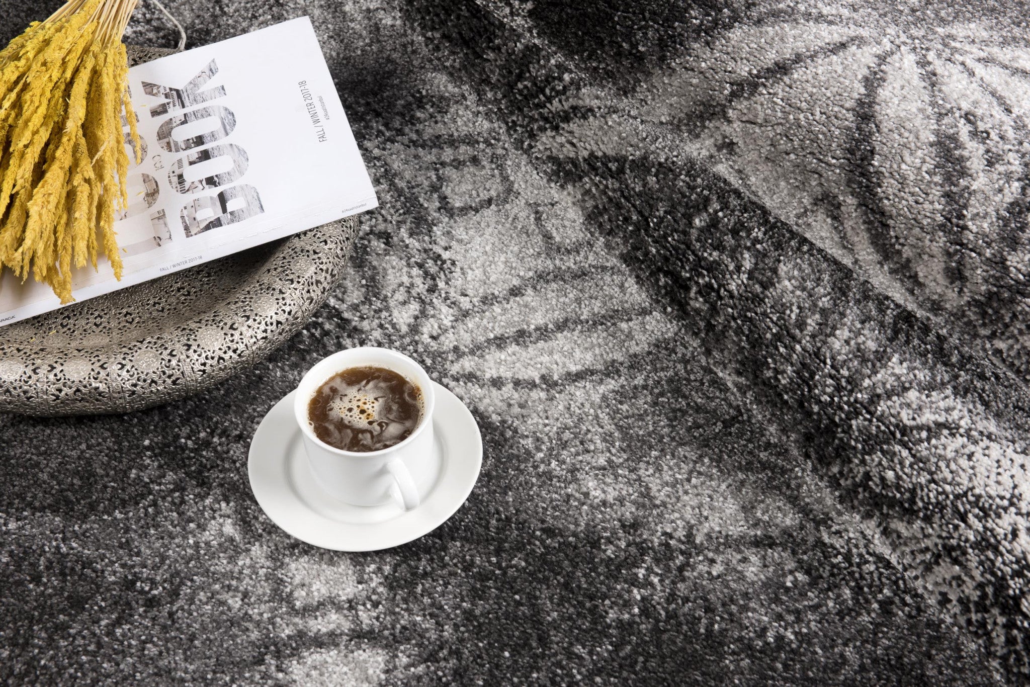 4' X 6' Black Abstract Power Loom Stain Resistant Area Rug