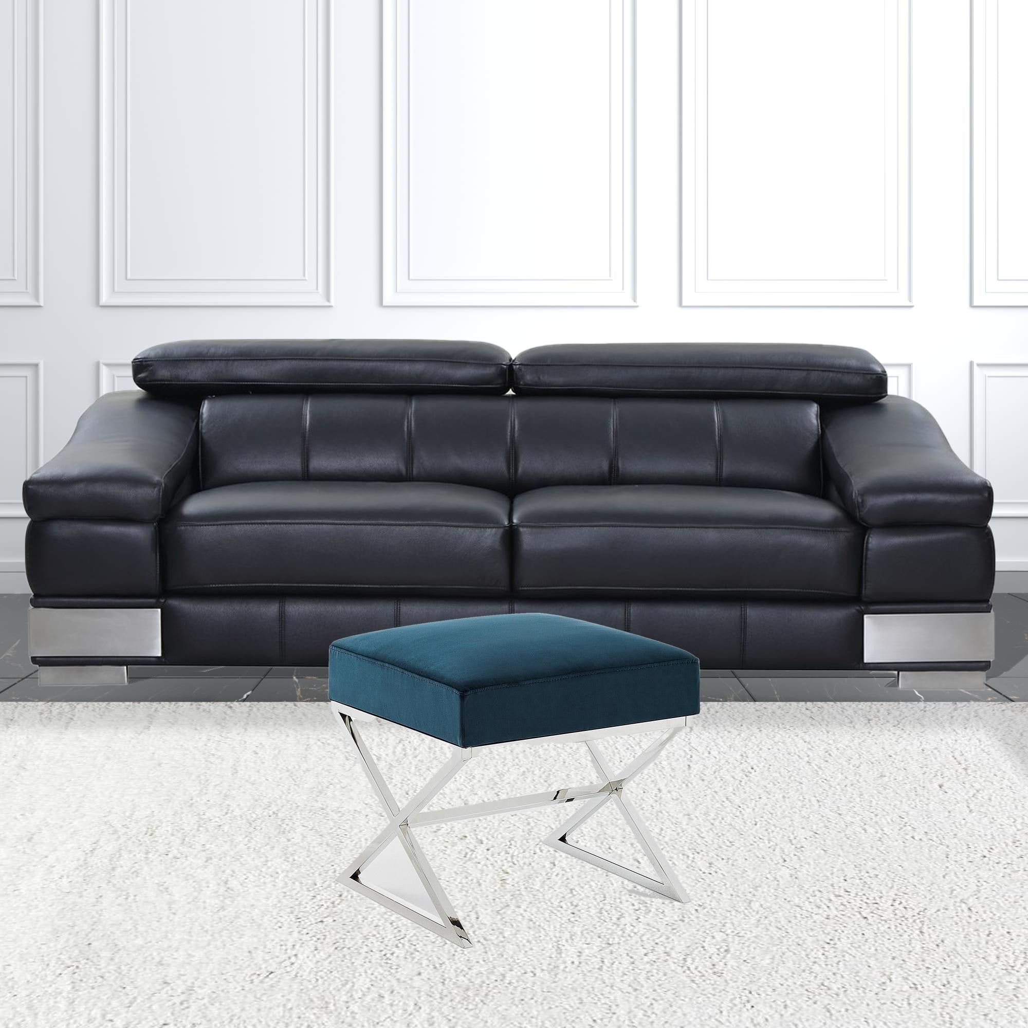 Terciopelo azul marino de 18" con otomana plateada