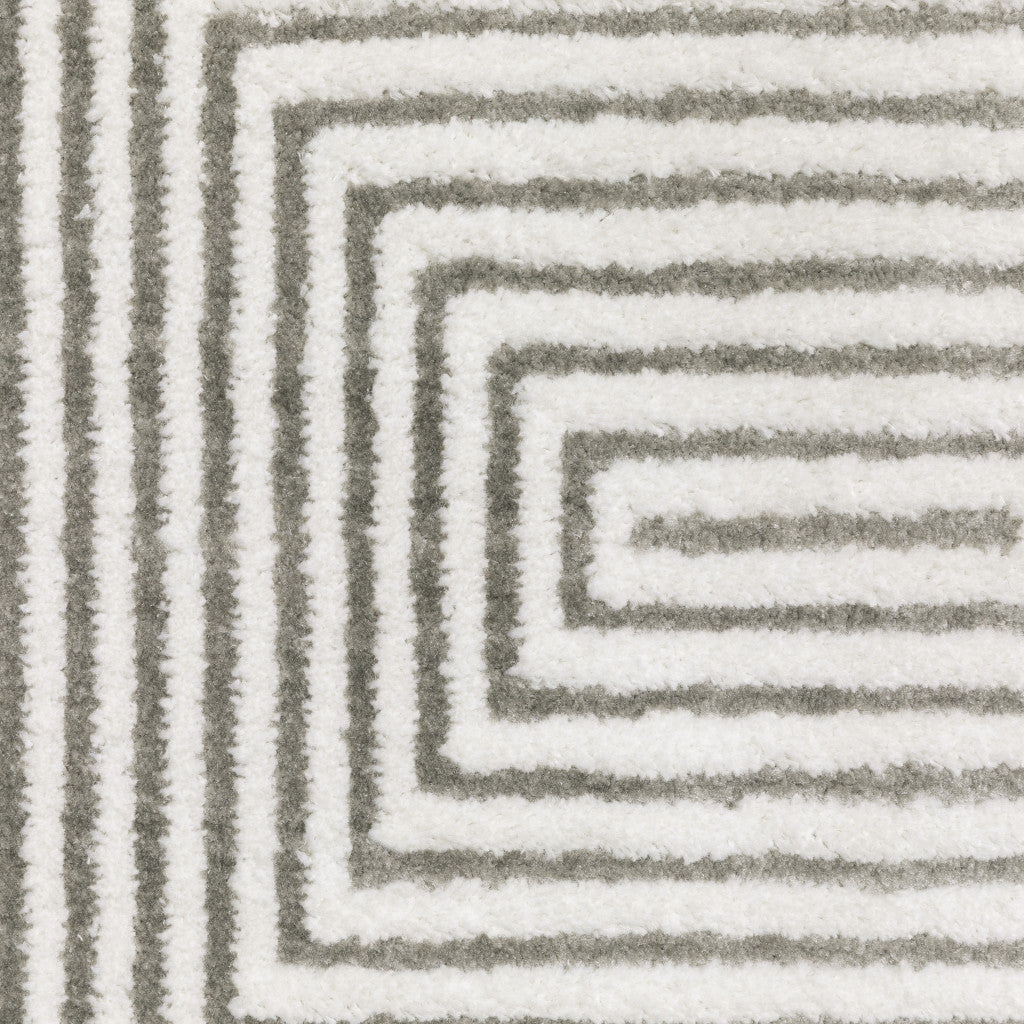 5' X 8' Grey And White Geometric Power Loom Stain Resistant Area Rug